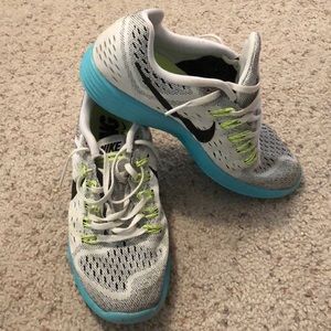 Nike Lunartempo- woman’s